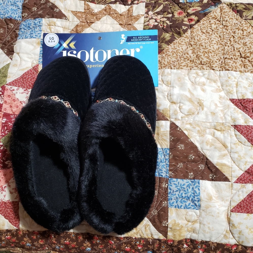 Slippers NEW